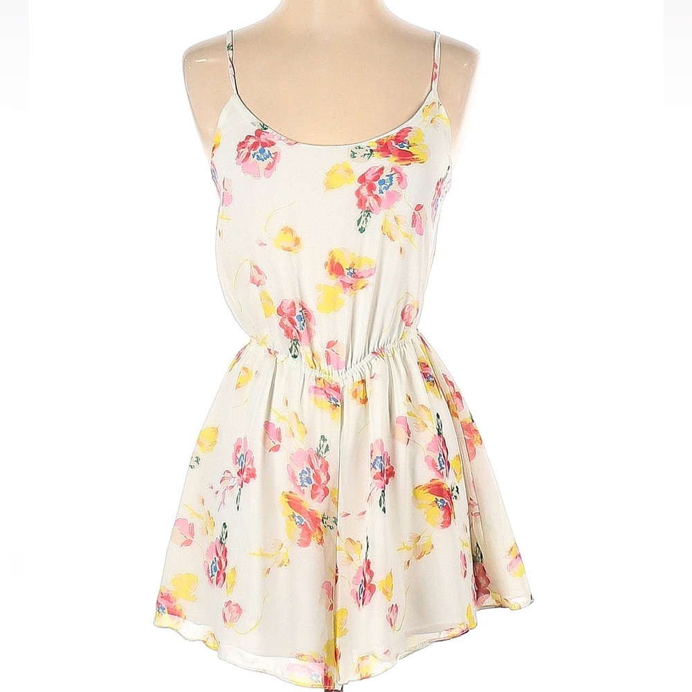 (Host Pick) NWOT Beautiful Floral Print Cotton Candy Designer Romper in Small